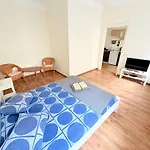 Escape - Comfortable With Free Parking On Premises * 里加