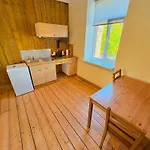 Apartman Escape - Comfortable With Free Parking On Premises