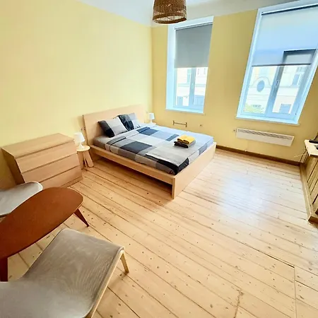 Apartment Escape - Comfortable With Free Parking On Premises Riga