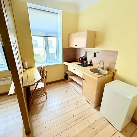 Apartment Escape - Comfortable With Free Parking On Premises Riga