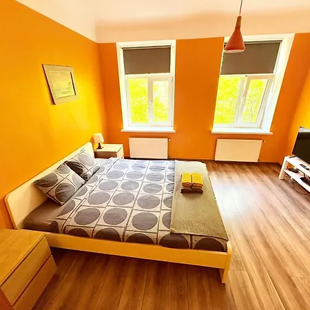 Escape - Comfortable With Free Parking On Premises Apartment Riga
