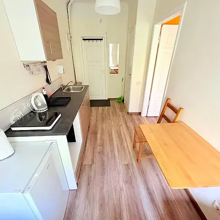 Escape - Comfortable With Free Parking On Premises Apartment Riga