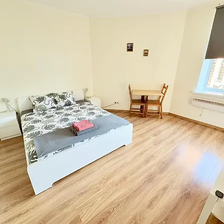 Apartment Escape - Comfortable With Free Parking On Premises Riga