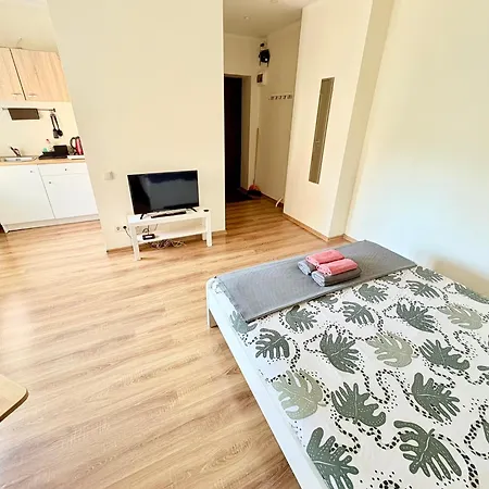 Escape - Comfortable With Free Parking On Premises * Рига