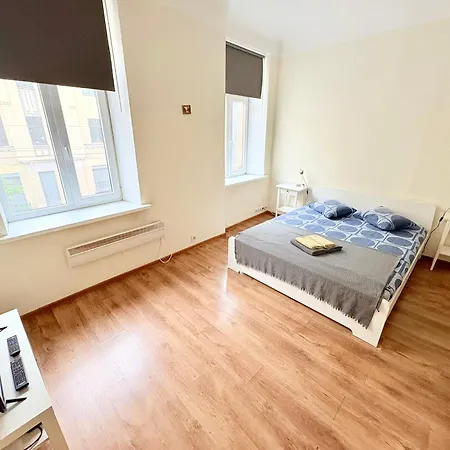 Escape - Comfortable With Free Parking On Premises Apartment *