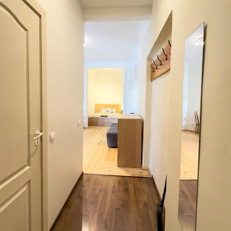 Escape - Comfortable With Free Parking On Premises Apartment Riga