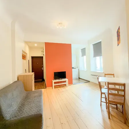 Escape - Comfortable With Free Parking On Premises Apartment