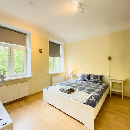 Escape - Comfortable With Free Parking On Premises *