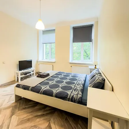 Escape - Comfortable With Free Parking On Premises *