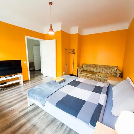 Escape - Comfortable With Free Parking On Premises * Riga