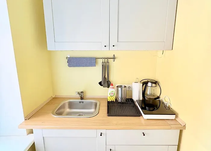 Escape - Comfortable With Free Parking On Premises * Riga