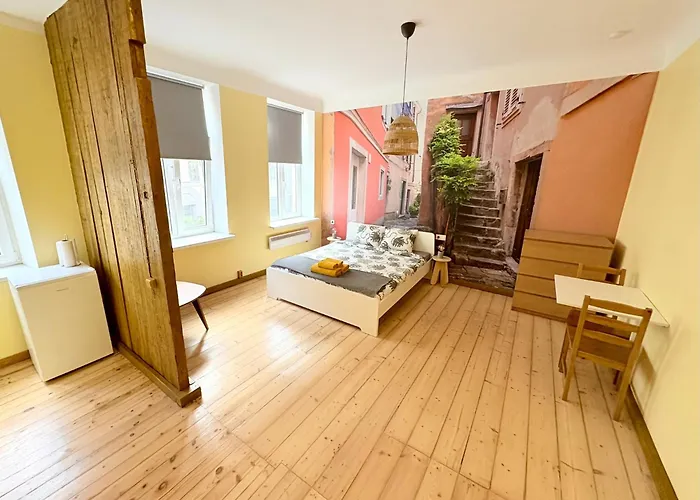 Escape - Comfortable With Free Parking On Premises Riga