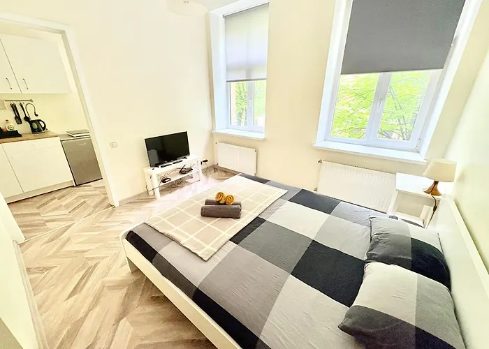 Dzīvoklis Escape - Comfortable With Free Parking On Premises