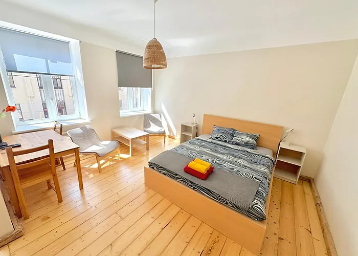 Escape - Comfortable With Free Parking On Premises Dzīvoklis Riga