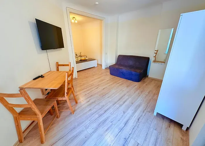 Escape - Comfortable With Free Parking On Premises * Riga