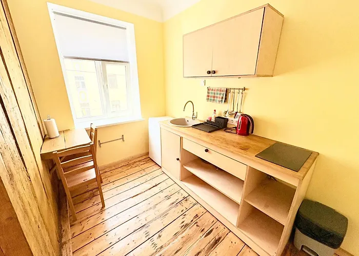 Escape - Comfortable With Free Parking On Premises Apartment