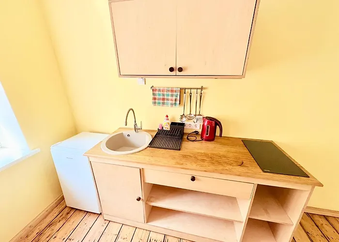 Escape - Comfortable With Free Parking On Premises Apartment