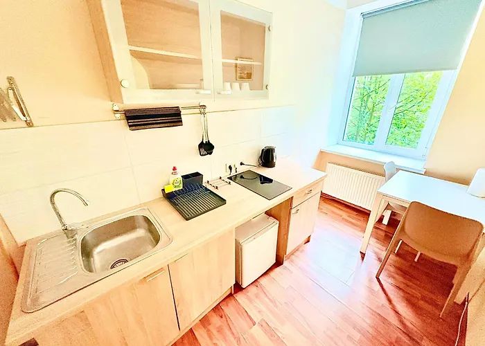 Dzīvoklis Escape - Comfortable With Free Parking On Premises *