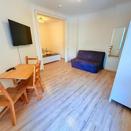 Escape - Comfortable With Free Parking On Premises * Ryga