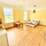Escape - Comfortable With Free Parking On Premises Apartamento Riga