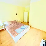 Escape - Comfortable With Free Parking On Premises Apartamento